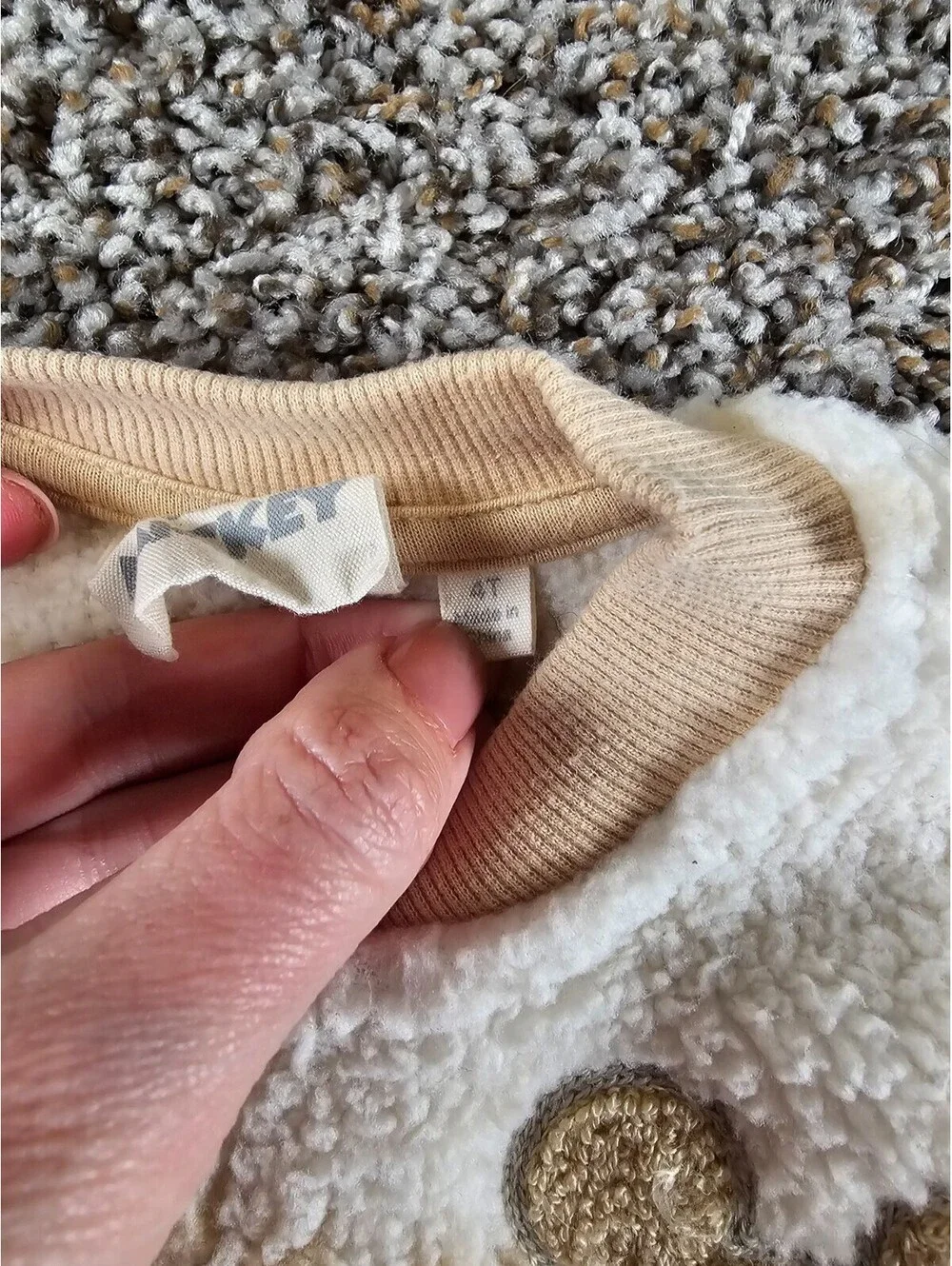 Disney Mickey Mouse checkered textured fleece jacket Toddler 4T Neutral Tan